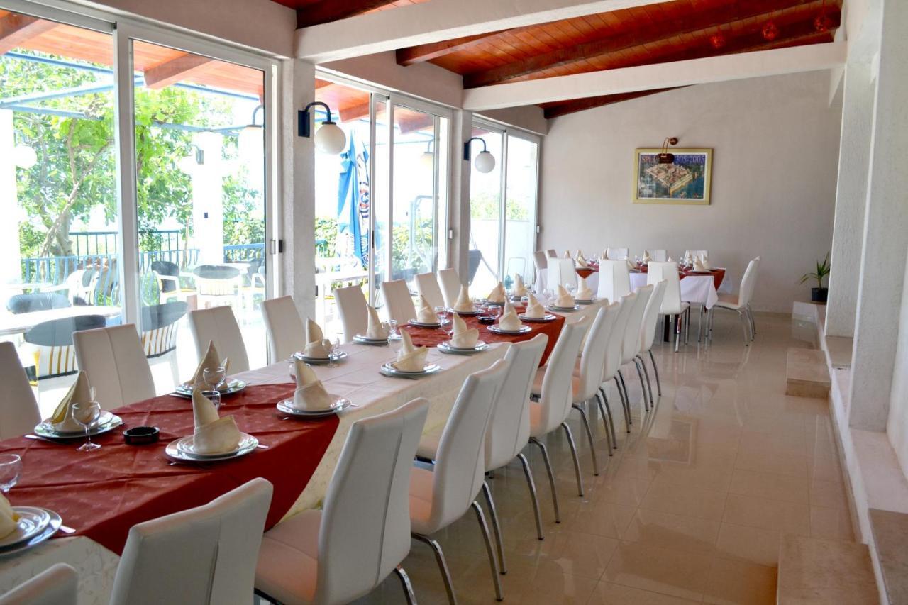Rooms Lux Сплит Экстерьер фото